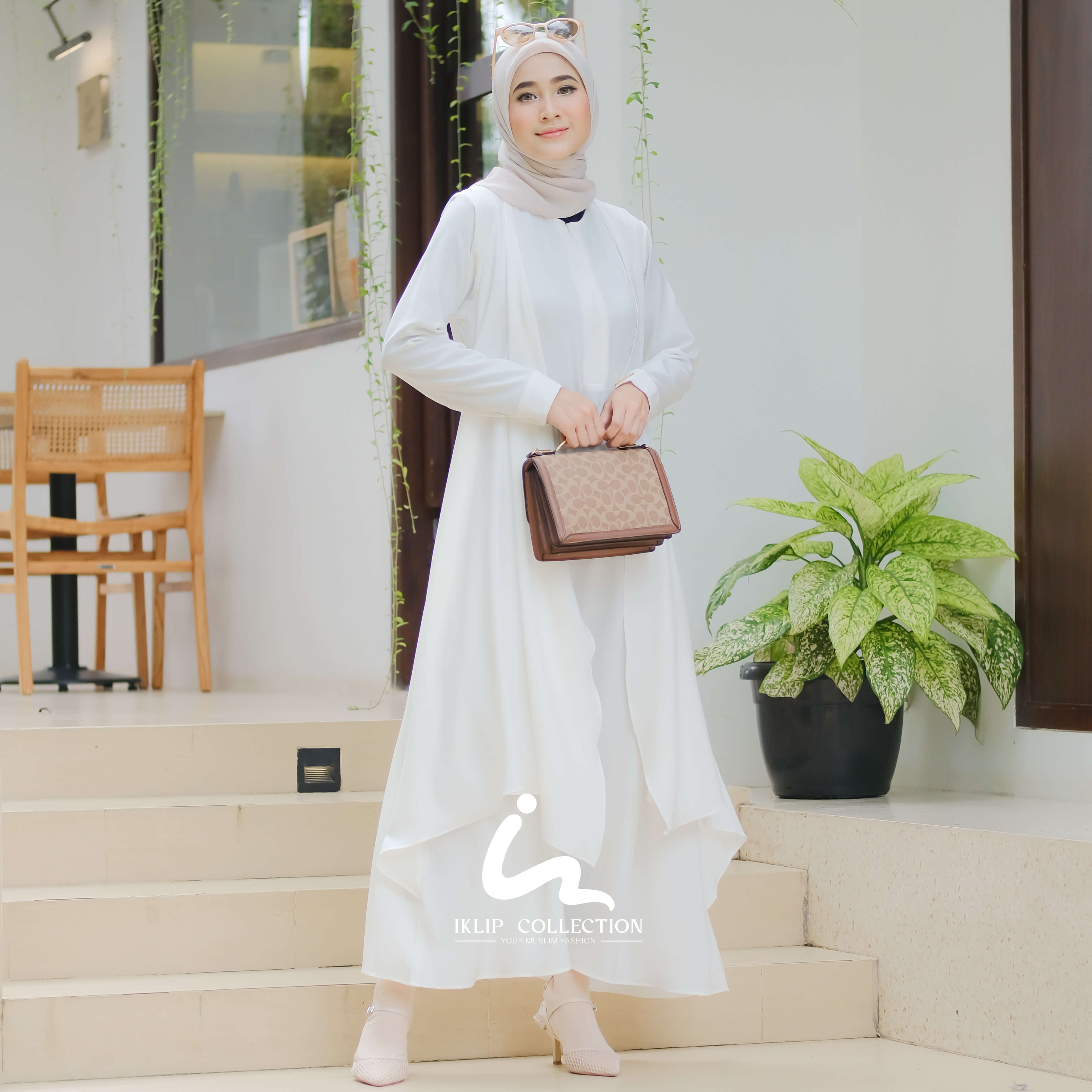 Alana Putih